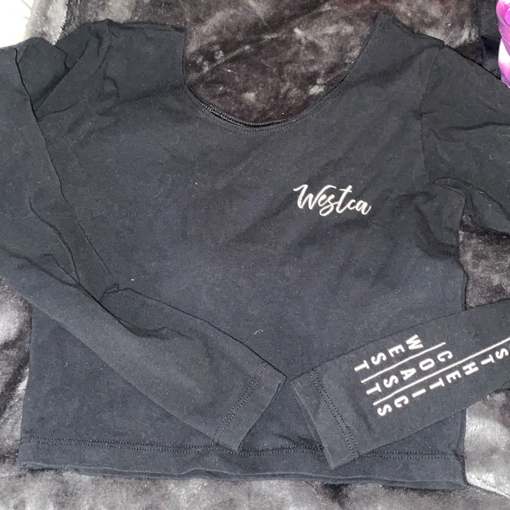 West Coast long sleeve crop black size small